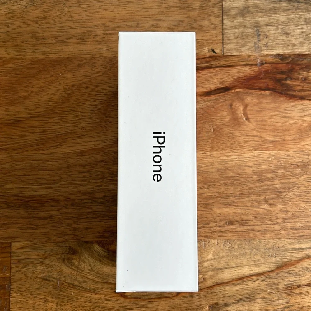 Apple iPhone Xs 64GB White Box Only